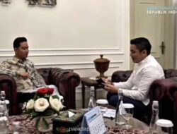 Seskab Teddy Bahas Kondisi Terkini Tanah Air dalam Silaturahmi dengan Wapres Gibran