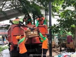 Jakarta Selatan Kerahkan 190 Truk dan 1.100 Petugas Antisipasi Tumpukan Sampah
