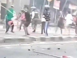 Tawuran dan Pembakaran Gerobak di Petamburan Berhasil Diredam dalam Setengah Jam