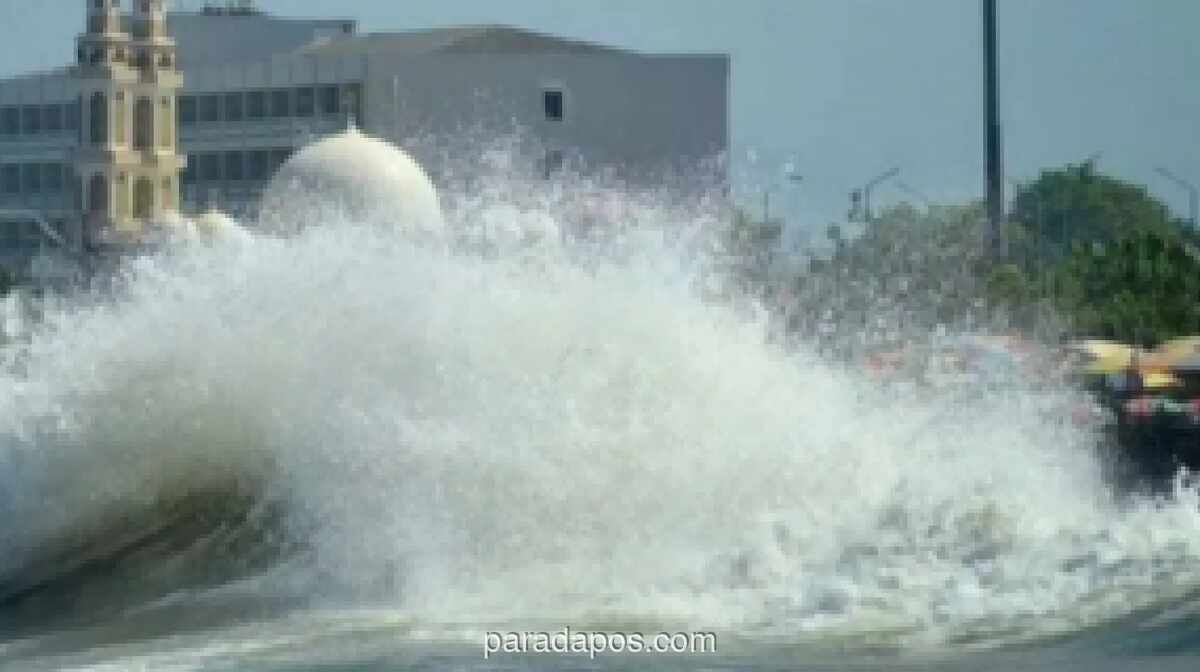 BMKG Peringatkan Gelombang Tinggi hingga 2,5 Meter di Perairan Barat Sumatra Utara