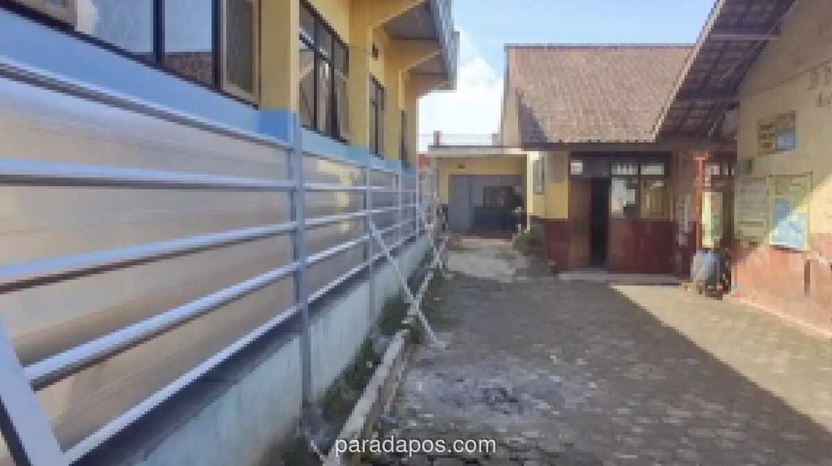 Sengketa Lahan Tutup Delapan Ruang Kelas, Ratusan Siswa SD di Bandung Barat Belajar Dua Sif