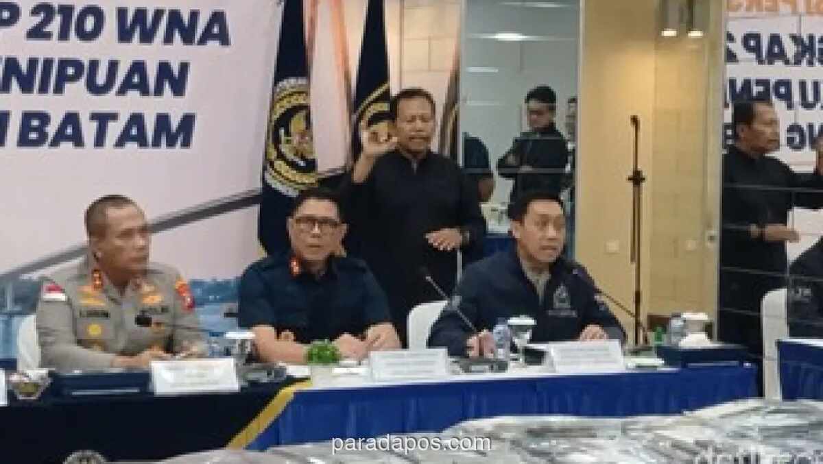 Imigrasi Tangkap 210 WNA di Batam, Terkait Jaringan Penipuan Daring Internasional Bubaran dari Kamboja
