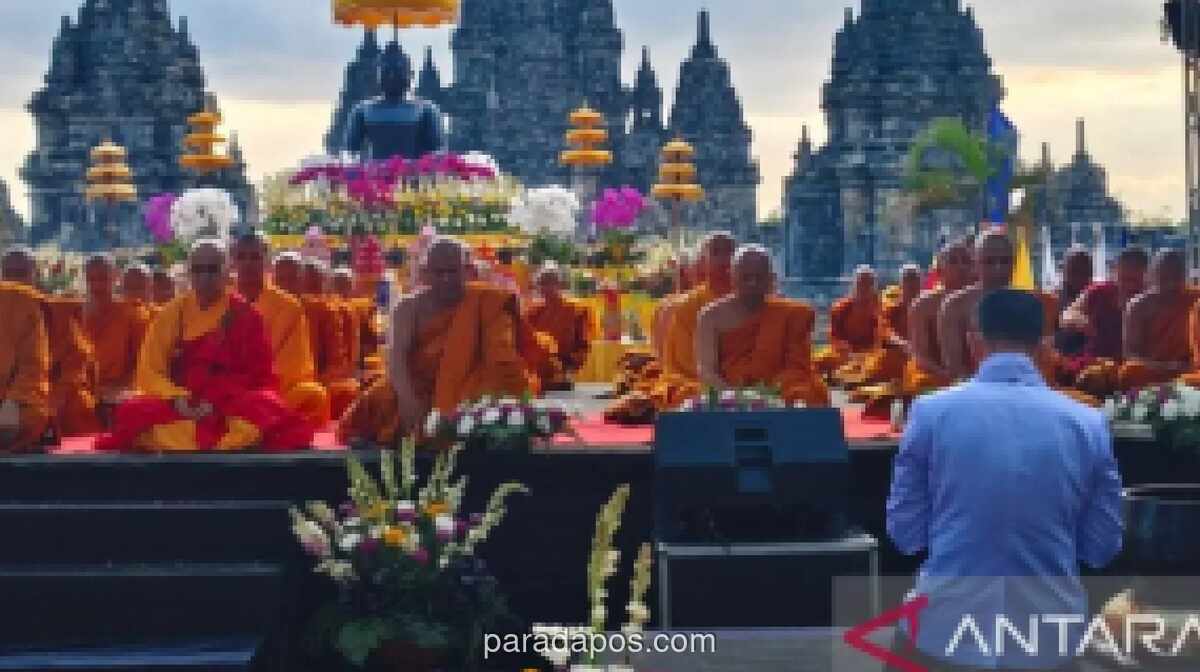 5.000 Umat Buddha dari Berbagai Daerah Rayakan Waisak ke-22 di Candi Sewu Klaten