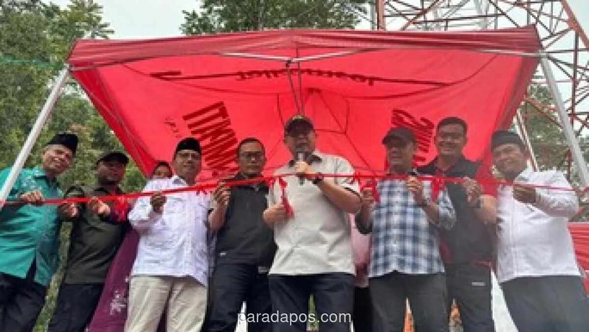 Wakil Ketua Komisi VI DPR Andre Rosiade Resmikan BTS Telkomsel di Agam untuk Tekan Blank Spot Sumbar