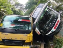 Bus AKAP Cianjur Tabrak Truk di Puncak, 20 Penumpang Luka-Luka