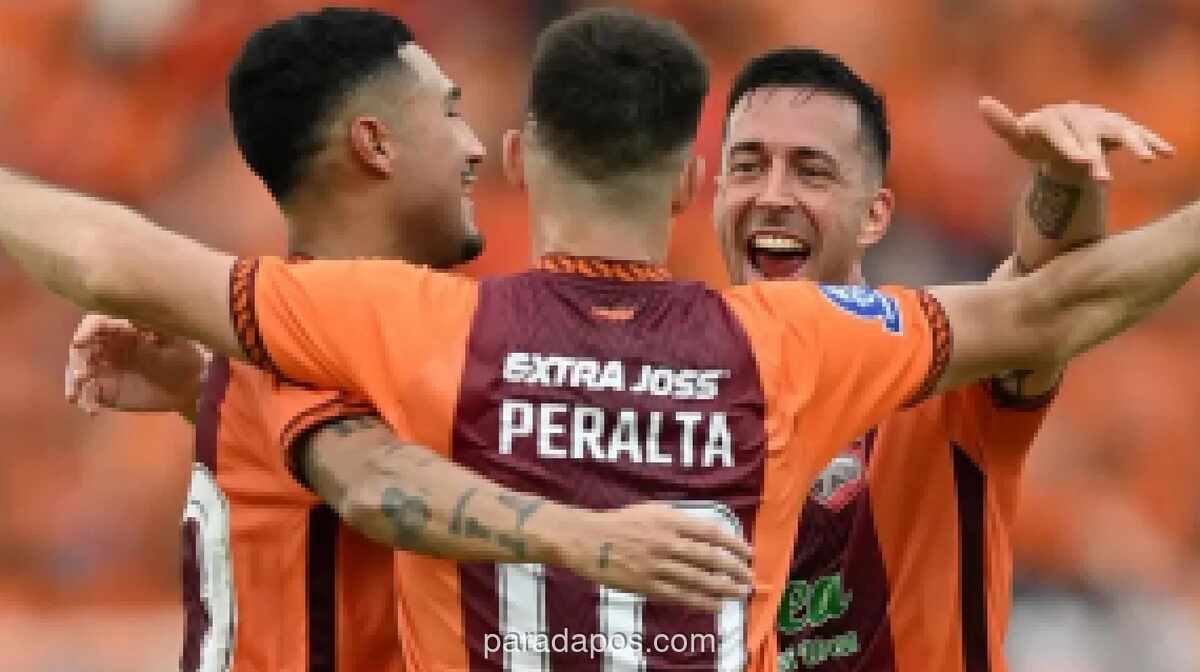 Persib Bandung Juara BRI Super League 2025/26, Ukir Hattrick Gelar Setelah Tekuk Persijap
