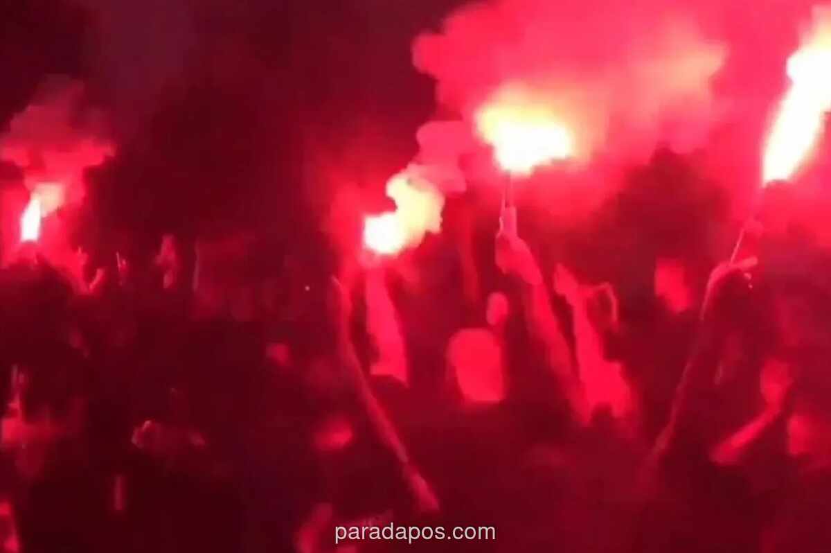 Gubernur Jabar Siapkan Bonus untuk Persib Jika Juara, Imbau Bobotoh Jaga Ketertiban