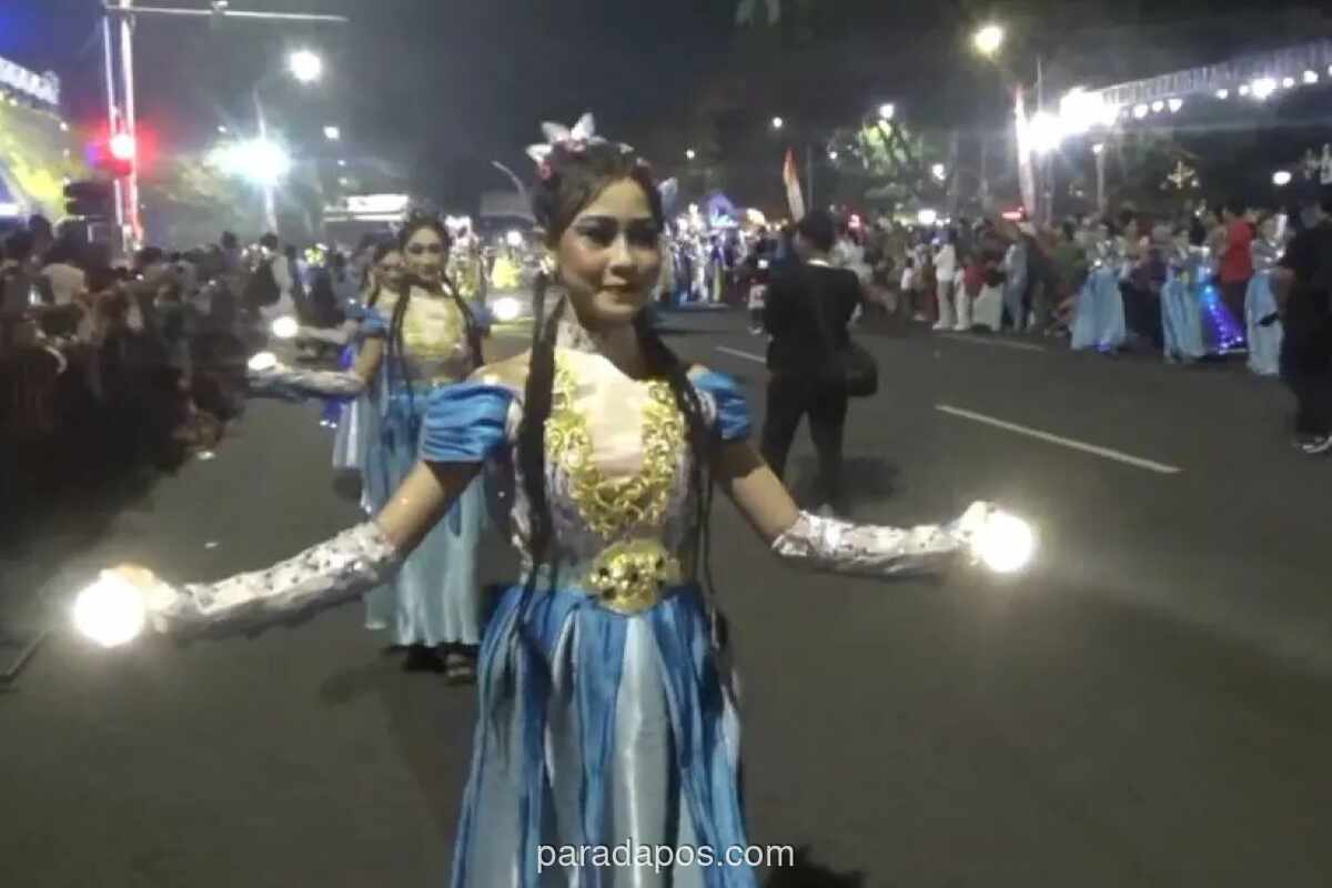 Parade Bunga Hias Surabaya Vaganza Ciptakan Perputaran Ekonomi Hingga Rp2 Miliar