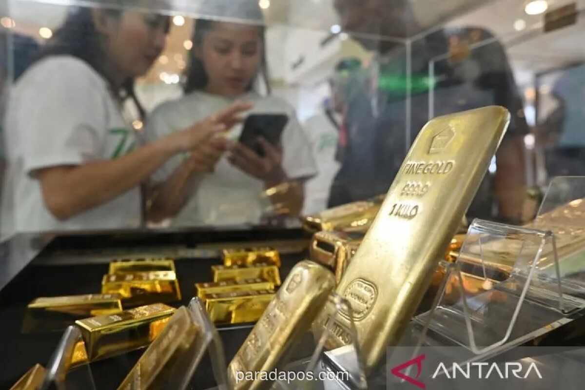 Harga Emas di Pegadaian Sabtu Pagi: Antam Turun Tipis, UBS dan Galeri24 Stabil
