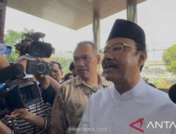 Mensos Gus Ipul Datangi KPK Minta Nasihat Pengadaan Barang di Tengah Isu Mark-up Sepatu Sekolah Rakyat