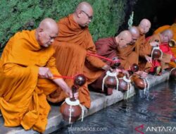 Puluhan Biksu Ambil Air Berkah di Umbul Jumprit hingga Sembilan WNI Pulang dari Penahanan Israel: Sorotan Peristiwa Humaniora Sepekan
