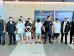 Imigrasi Tangerang Deportasi 19 WNA Pelaku Love Scamming yang Beroperasi dari Apartemen Teluknaga
