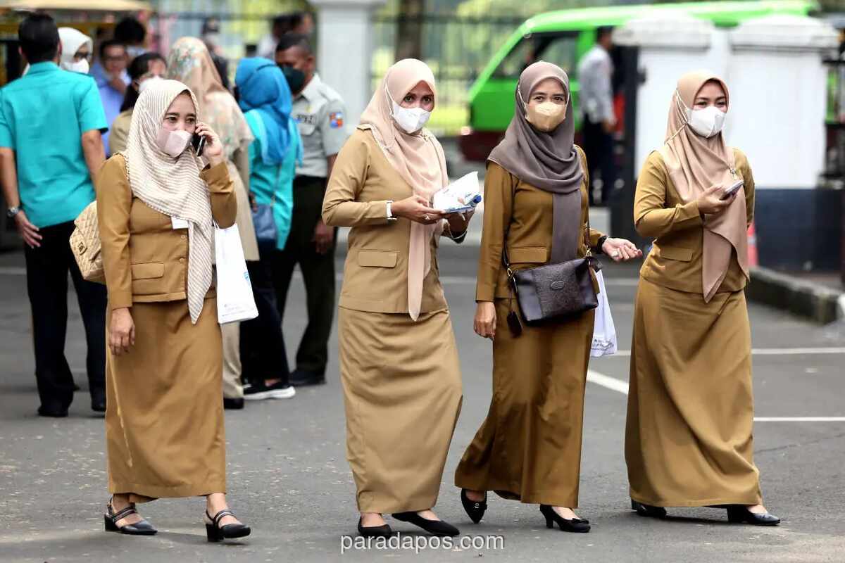 DPR Dorong RUU Sisdiknas Fokus pada Perlindungan Guru dari Kriminalisasi dan Nasib PPPK Paruh Waktu