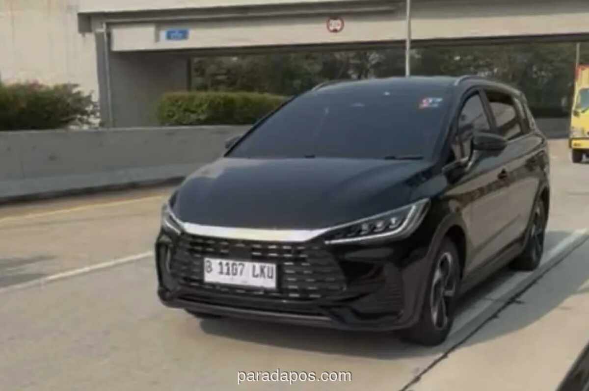 BYD M6 DM Diklaim Hanya Habiskan Rp2.400 untuk Jarak 150 Km dalam Uji Coba Sebelum Peluncuran
