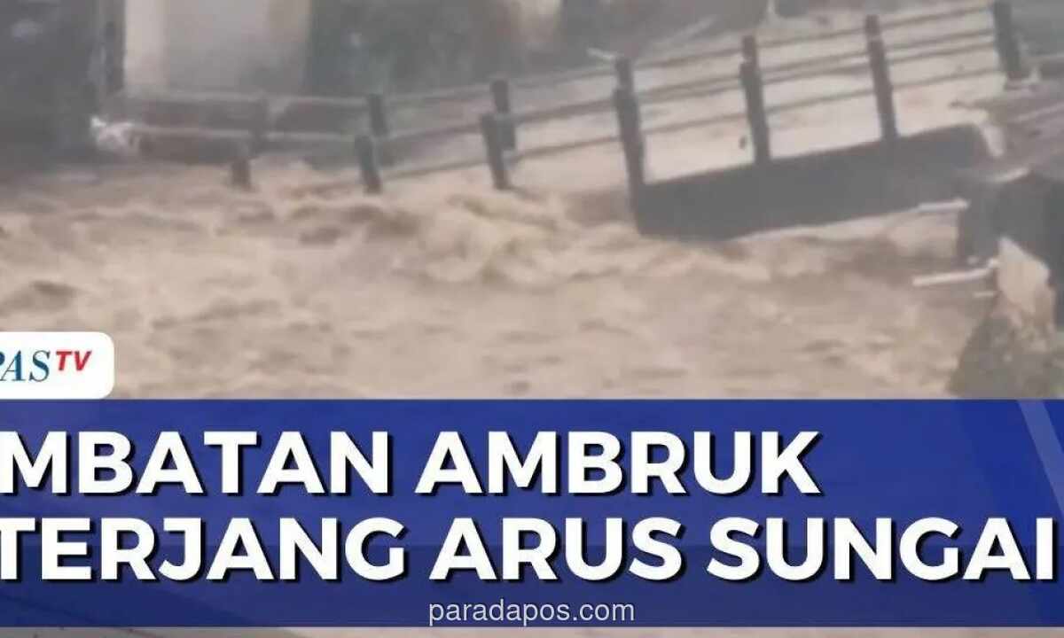 Jembatan Penghubung Dua Kampung di Bogor Ambruk, Musala Juga Roboh Diterjang Banjir