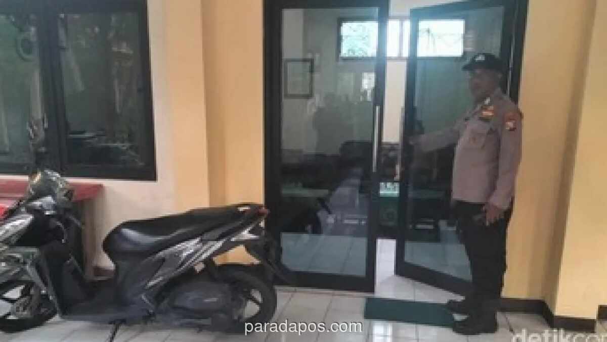 Polisi Ungkap Rekaman CCTV: Kepala Desa di Sidoarjo Terekam Mondar-mandir Sebelum Ditemukan Tewas