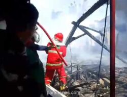 Kebakaran di Permukiman Padat Situbondo, 3 Rumah Hangus
