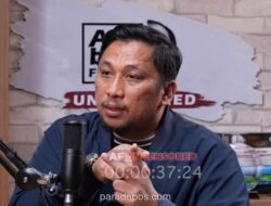Ketika Feri Amsari Menjelma Menjadi Rocky Gerung Baru