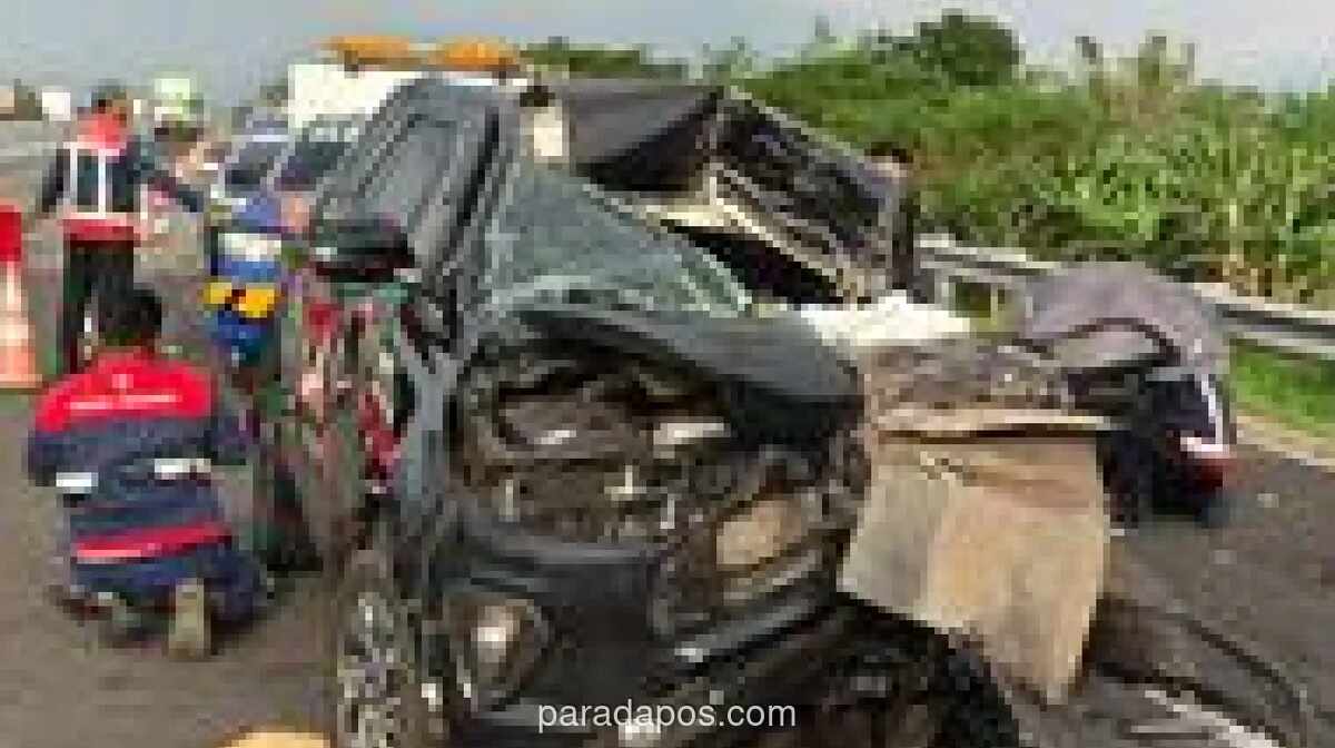 Kecelakaan Tol Paspro, Dua Staf Anggota DPR Gus Hilman Tewas, Sopir Diduga Mengantuk