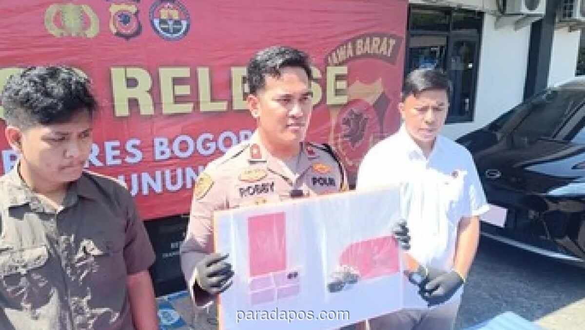Pengemudi Emosi Ditegur Klakson, Pukul dan Rusak Mobil Lawan di Cibubur