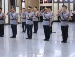 Kapolri Lantik Ridwan Zulkarnain sebagai Kalemdiklat dan Enam Kapolda Baru