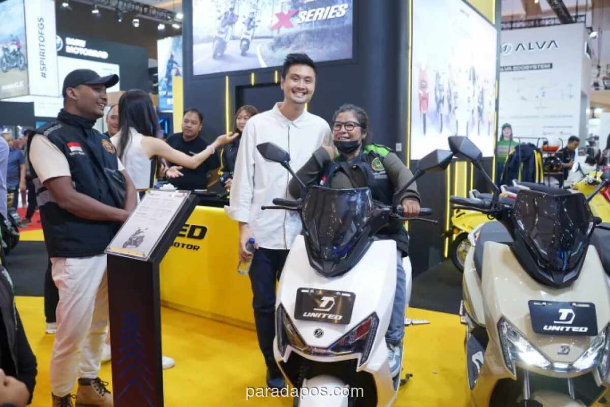 Pemerintah Siapkan Insentif untuk 100 Ribu Mobil Listrik dan 100 Ribu Motor Listrik