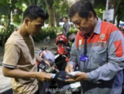 Dishub Surabaya Ancam Cabut KTA Juru Parkir yang Masih Terima Uang Tunai