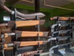 Permintaan Golok Melonjak Jelang Iduladha, Kampung Pandai Besi di Bandung Raup Berkah Musim Panen