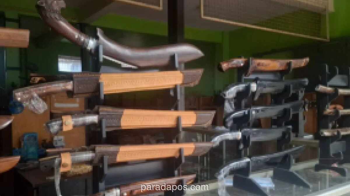 Permintaan Golok Melonjak Jelang Iduladha, Kampung Pandai Besi di Bandung Raup Berkah Musim Panen