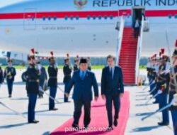 Presiden Prabowo Tiba di Paris, Akan Salat Iduladha dan Silaturahmi dengan WNI