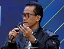 Refly Harun Sebut Kasus Ijazah Jokowi Kacau karena Fisik Dokumen Tak Kunjung Jelas