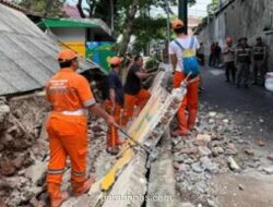 Tembok SDN Tebet Barat 08 Roboh Diterjang Hujan, Sekolah Terapkan PJJ Demi Keamanan
