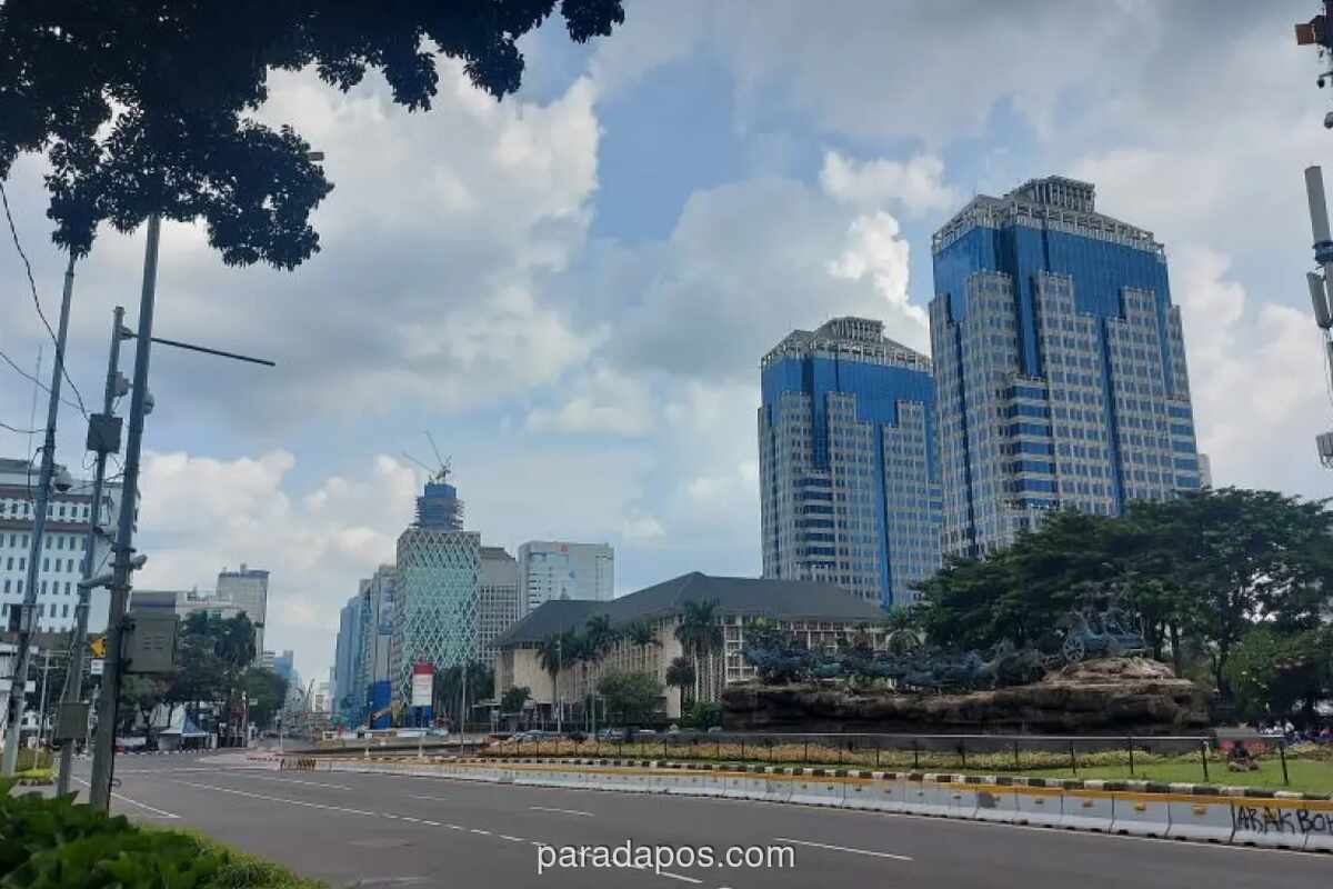BMKG Prakirakan Seluruh Wilayah Jakarta Diselimuti Awan Tebal Sepanjang Hari Minggu