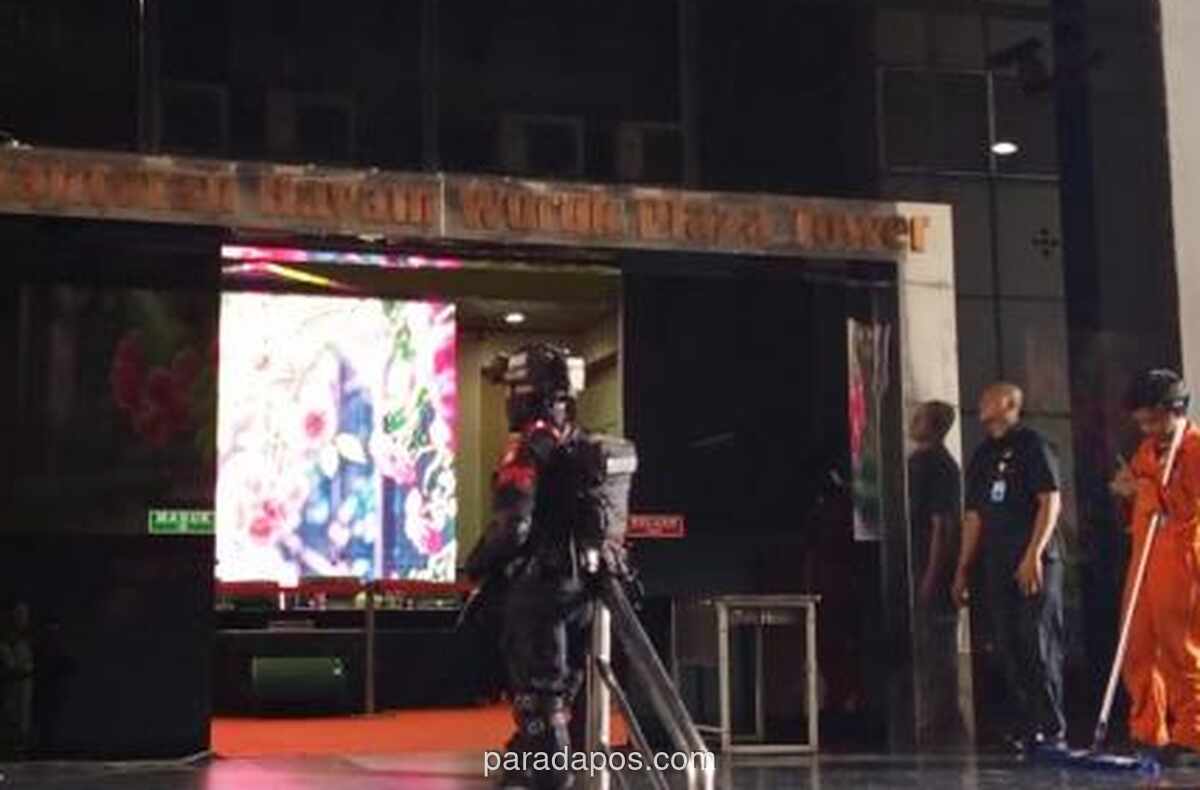 Polisi Siagakan Brimob di Jakarta Barat, Konferensi Pers Pengungkapan Judi Online Jaringan Internasional Disiapkan