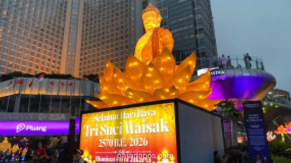 Waisak di Bundaran HI Jadi Simbol Toleransi, Warga Lintas Iman Padati Perayaan