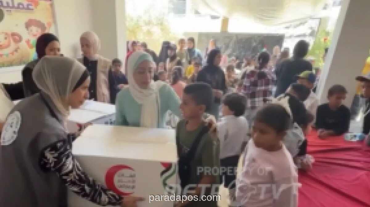 40 Truk Bantuan Pakaian dan Mainan dari UEA Tiba di Gaza untuk 250 Anak Yatim saat Iduladha