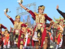 Ribuan Mata Tertuju ke Pantai Watu Pecak, 500 Penari Meriahkan Tari Kolosal Segoro Topeng Kaliwungu
