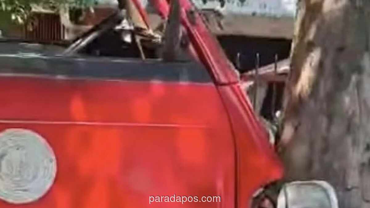 Angkot KWK Hilang Kendali di Tanjung Priok, Tewaskan Pengendara Sepeda Dayung Gerobak