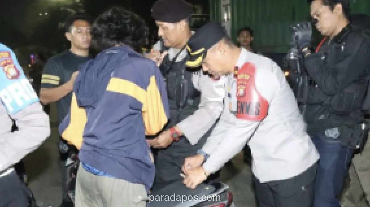 Polisi Amankan Dua Remaja Pembawa Tembakau Sintetis di Tambora