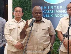 Menteri HAM Usul Jabatan Non-Operasional Polri Bisa Diisi Sipil