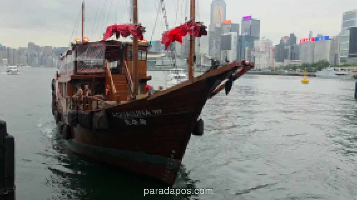 Berlayar dengan Kapal Layar Tradisional, Aqua Luna Tawarkan Perspektif Baru Victoria Harbour Hong Kong