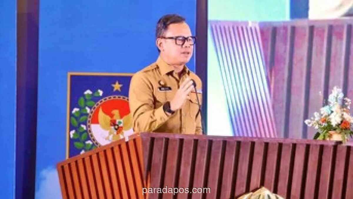 Wamendagri Buka Program Kepala Desa Masuk Kampus di UI, Dorong Tata Kelola Desa Berbasis Riset