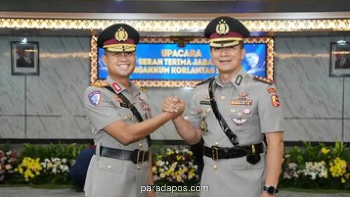 Brigjen Faizal Serahkan Jabatan Dirgakkum Korlantas ke Kombes Made Agus, Kakorlantas Tekankan Penegakan Hukum Humanis dan Optimalisasi ETLE