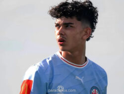 Kevin Diks Jadi Mentor Pribadi, Bek 17 Tahun Mathew Baker Dipanggil Perdana ke Timnas Senior