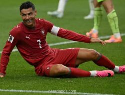 Cristiano Ronaldo Cetak Dua Gol, Bawa Portugal Hancurkan Uzbekistan 5-0 dan Ukir Rekor Enam Piala Dunia