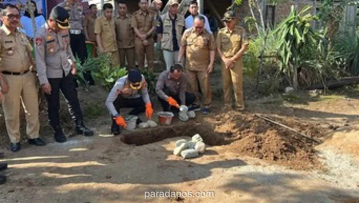 Polres OKU Selatan Bedah 11 Rumah Korban Longsor dan Banjir di Hari Bhayangkara ke-80