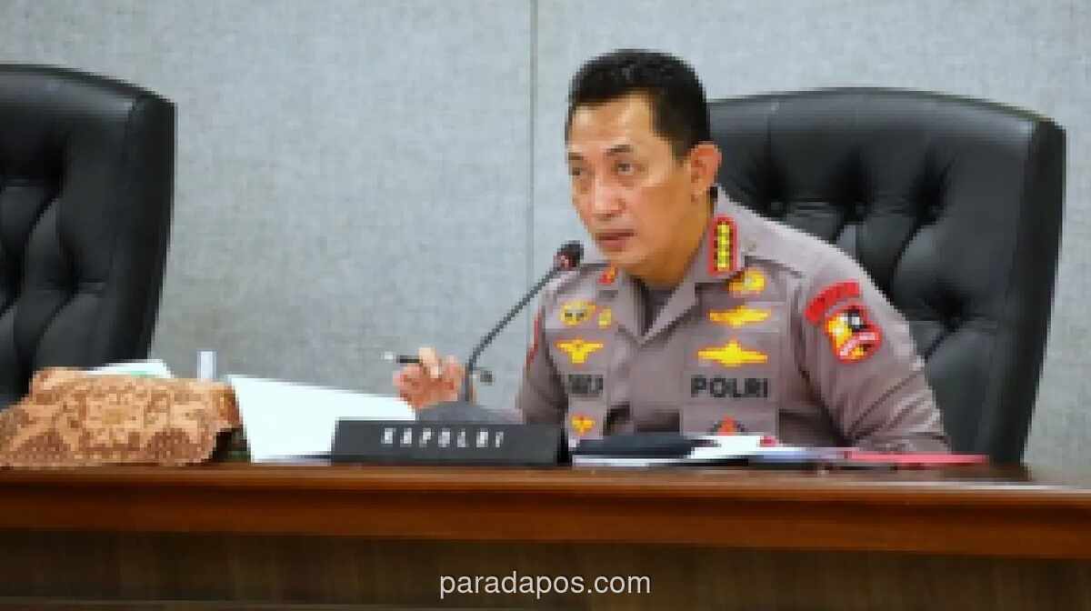 Kapolri Sebut Penangkapan Roy Suryo dan Dokter Tifa Bagian dari Prosedur Jelang Pelimpahan ke Kejaksaan
