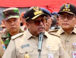 Rano Karno Tinjau Kebakaran Kemayoran, Tawarkan Relokasi ke Rusun bagi Korban