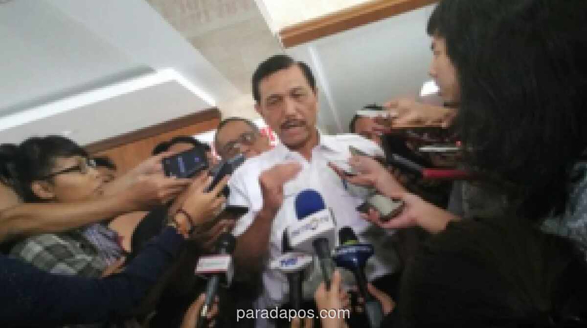Luhut Optimis Ekonomi Tumbuh Meski Kemiskinan Naik Akibat Harga Pokok Melonjak