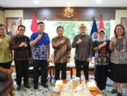 Mendagri Dorong Pemda Gelar Nobar Piala Dunia 2026 untuk Dongkrak Ekonomi Daerah
